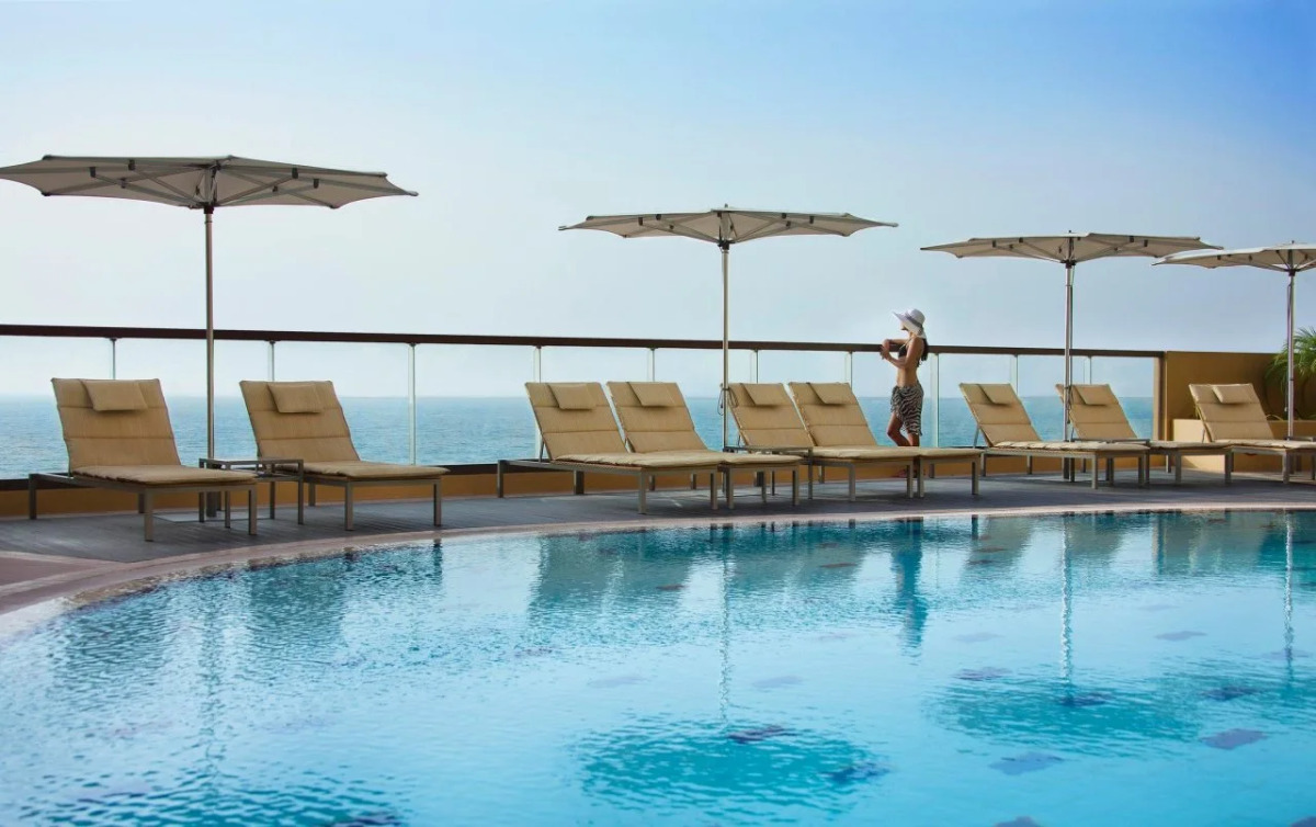 Amwaj Rotana, Jumeirah Beach