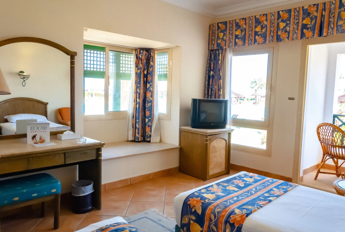 Coral Beach Resort Montazah