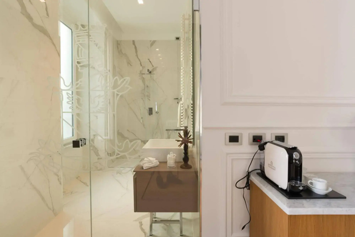 Via Chiodo Luxury Rooms