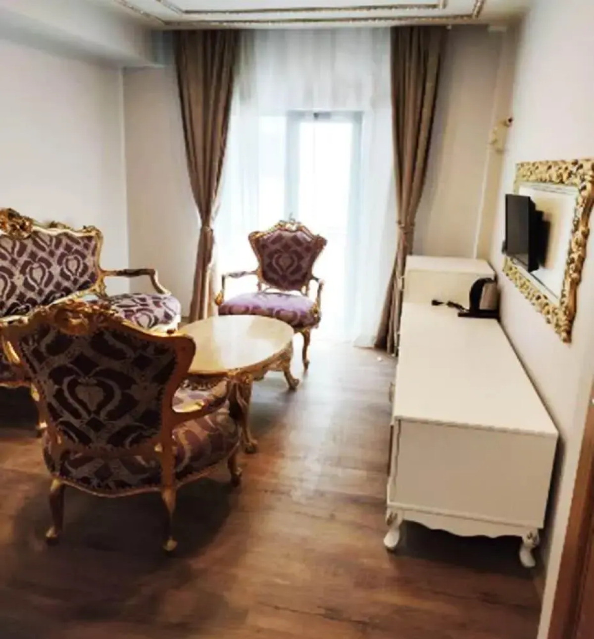 Azad Homes Unkapanı