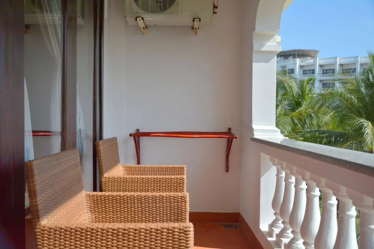 Sea Lion Beach Resort & Spa