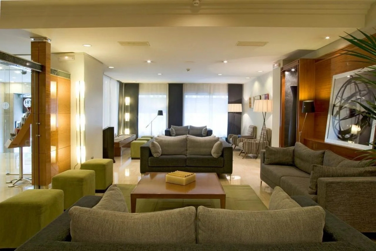 NH Barcelona Eixample