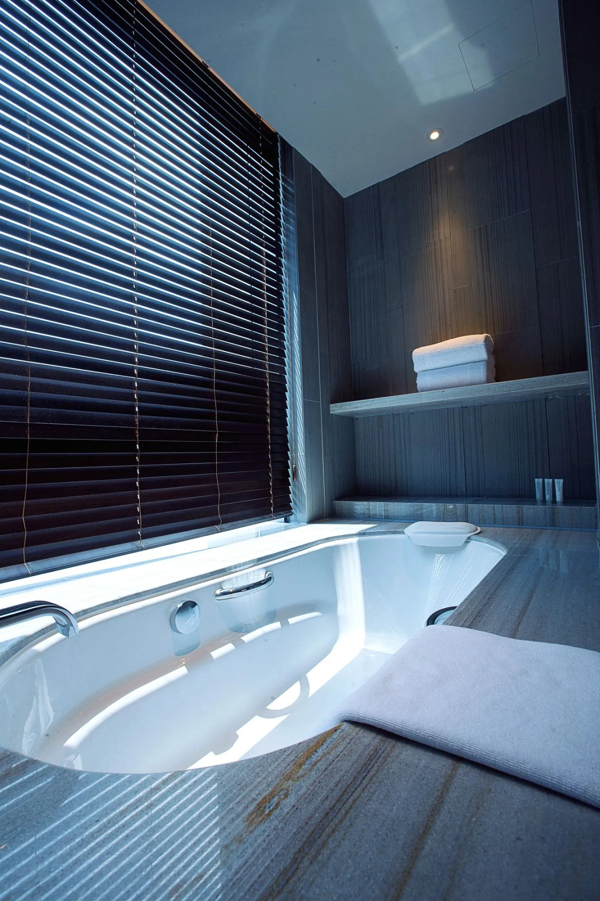 HUALUXE Wuxi Taihu by IHG