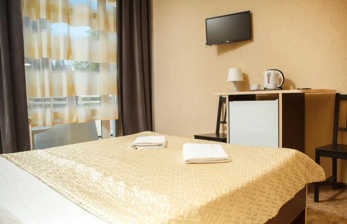 Отель Суббота