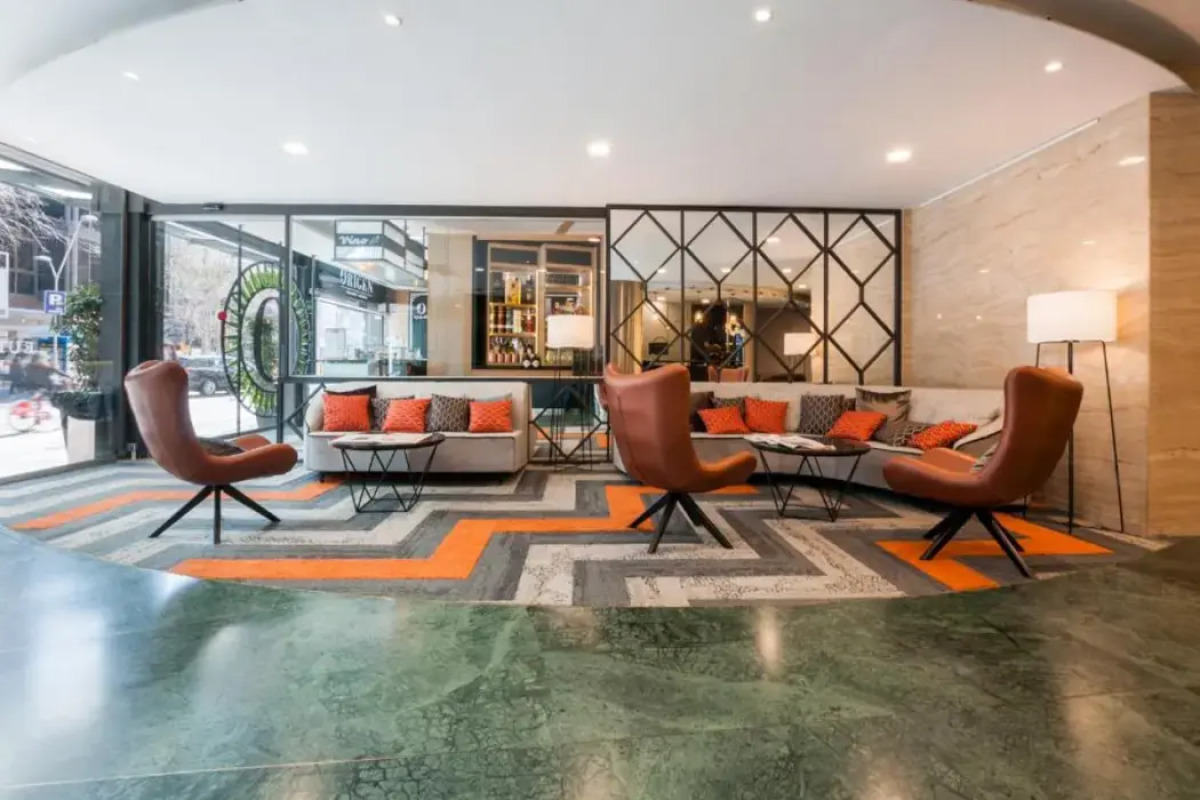 Eurostars Cristal Palace