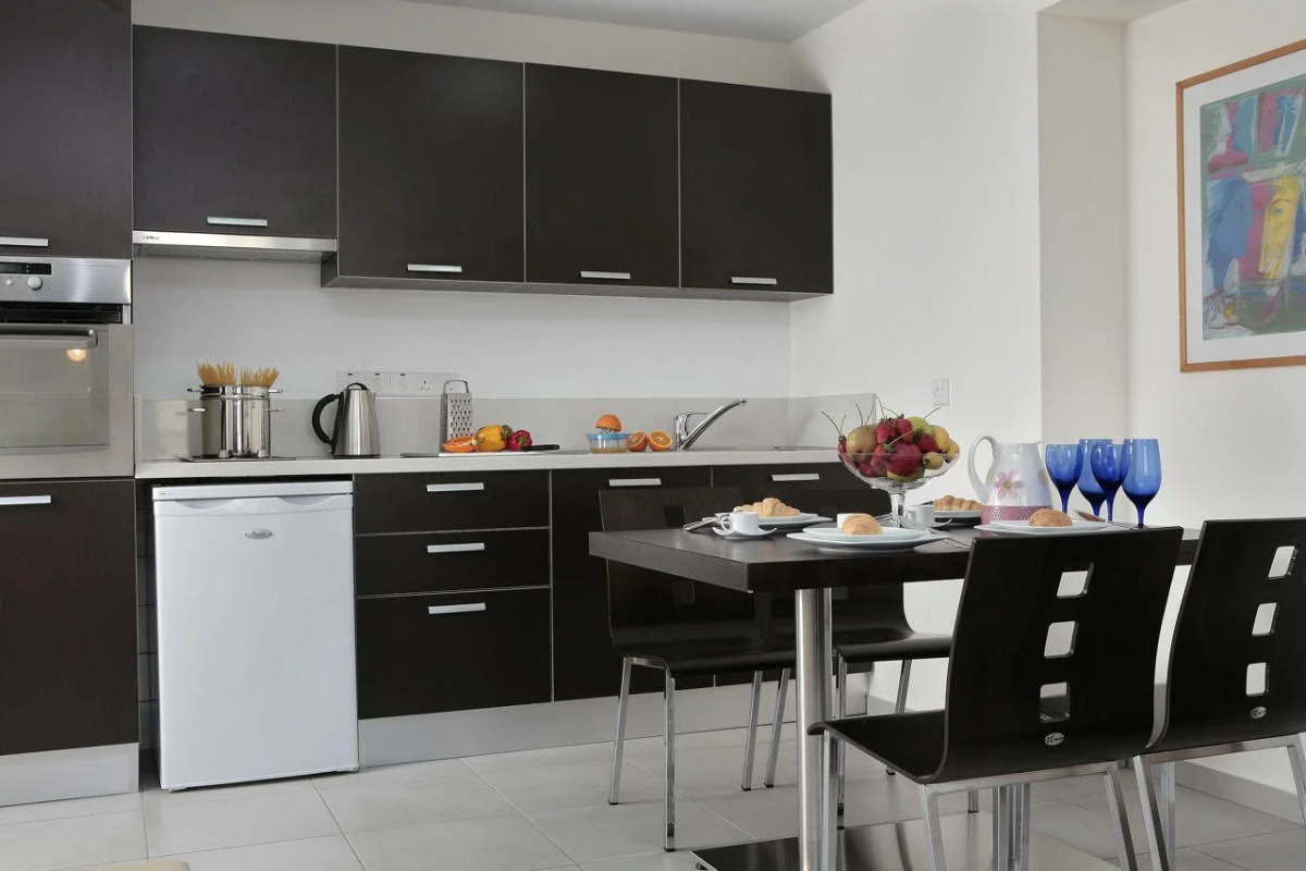 Anemi Hotel & Suites