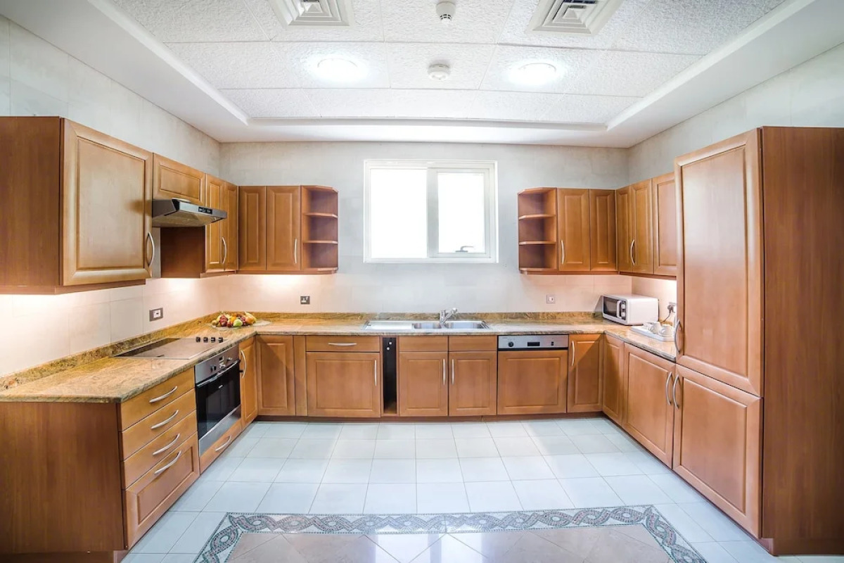 Al Raha Beach Hotel Villas