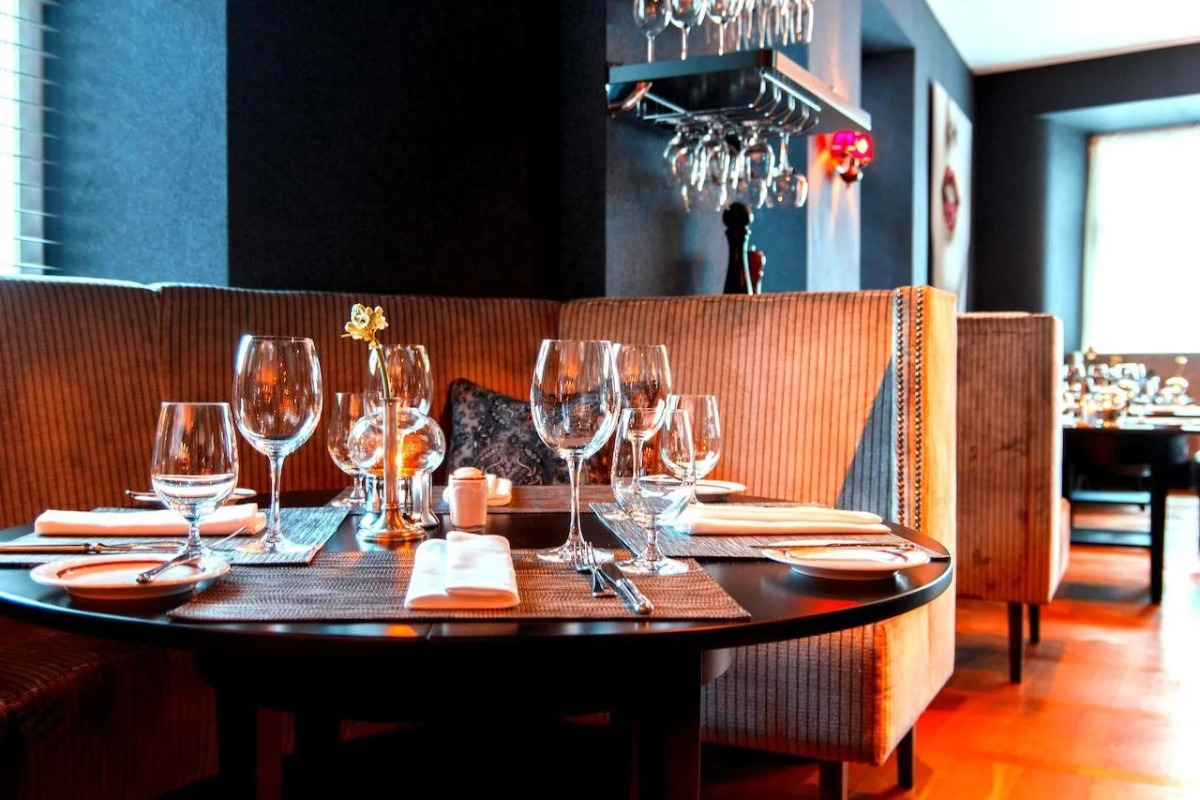 Hotel St. Petersbourg