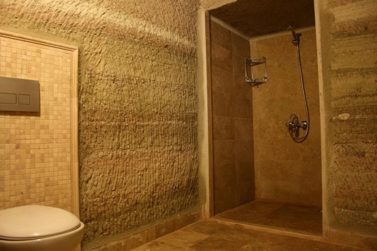 Seven Rock Cave Hotel