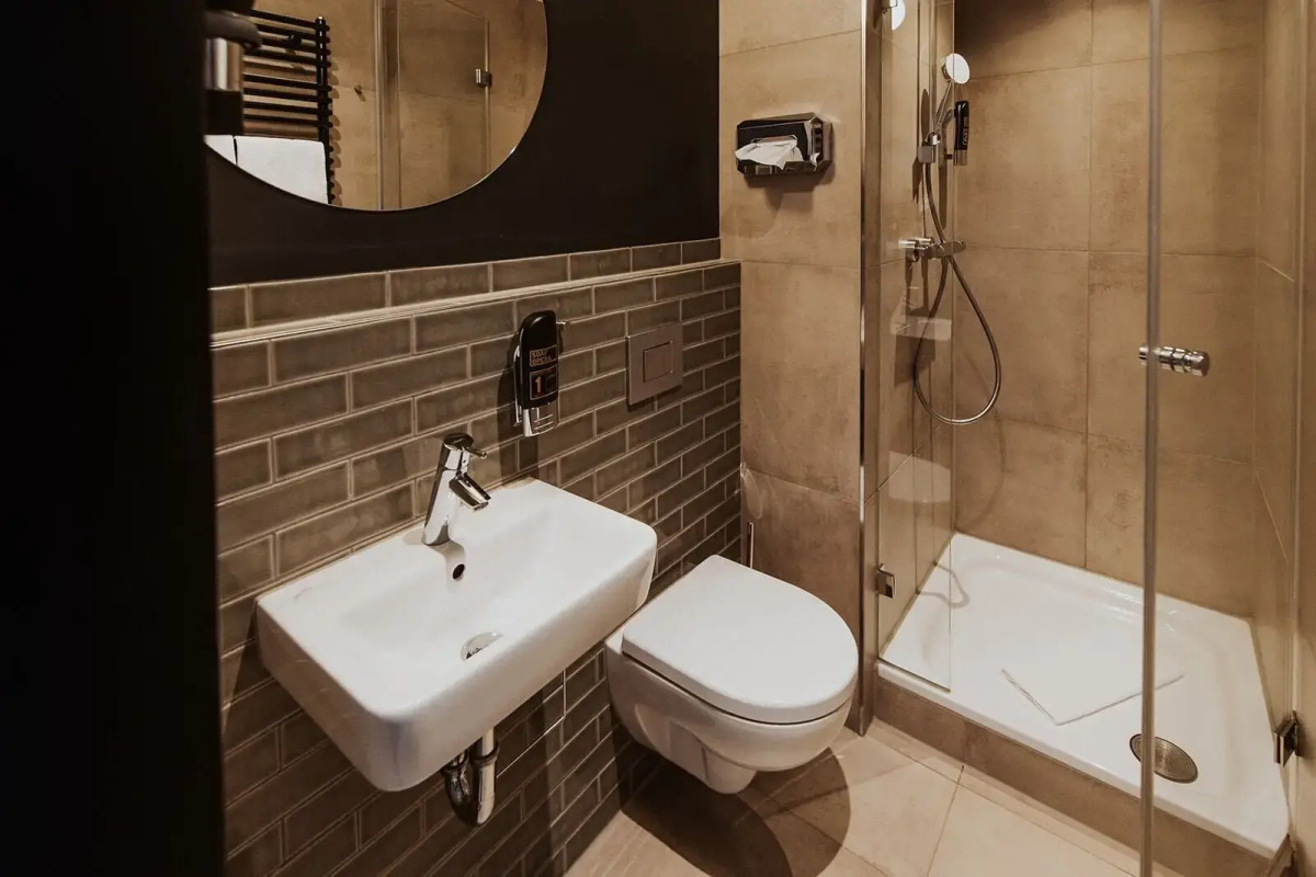 Schulz Hotel Berlin Wall at the East Side Gallery