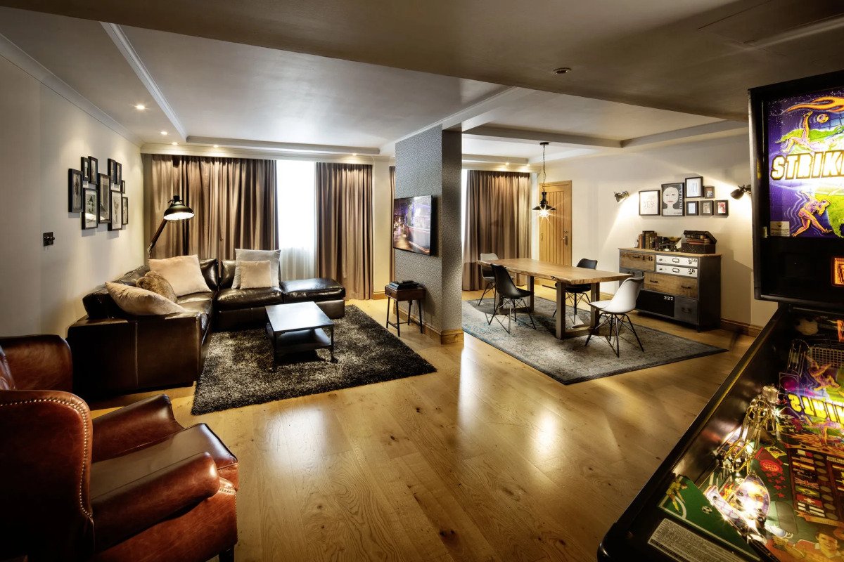 Отель Pentahotel Reading