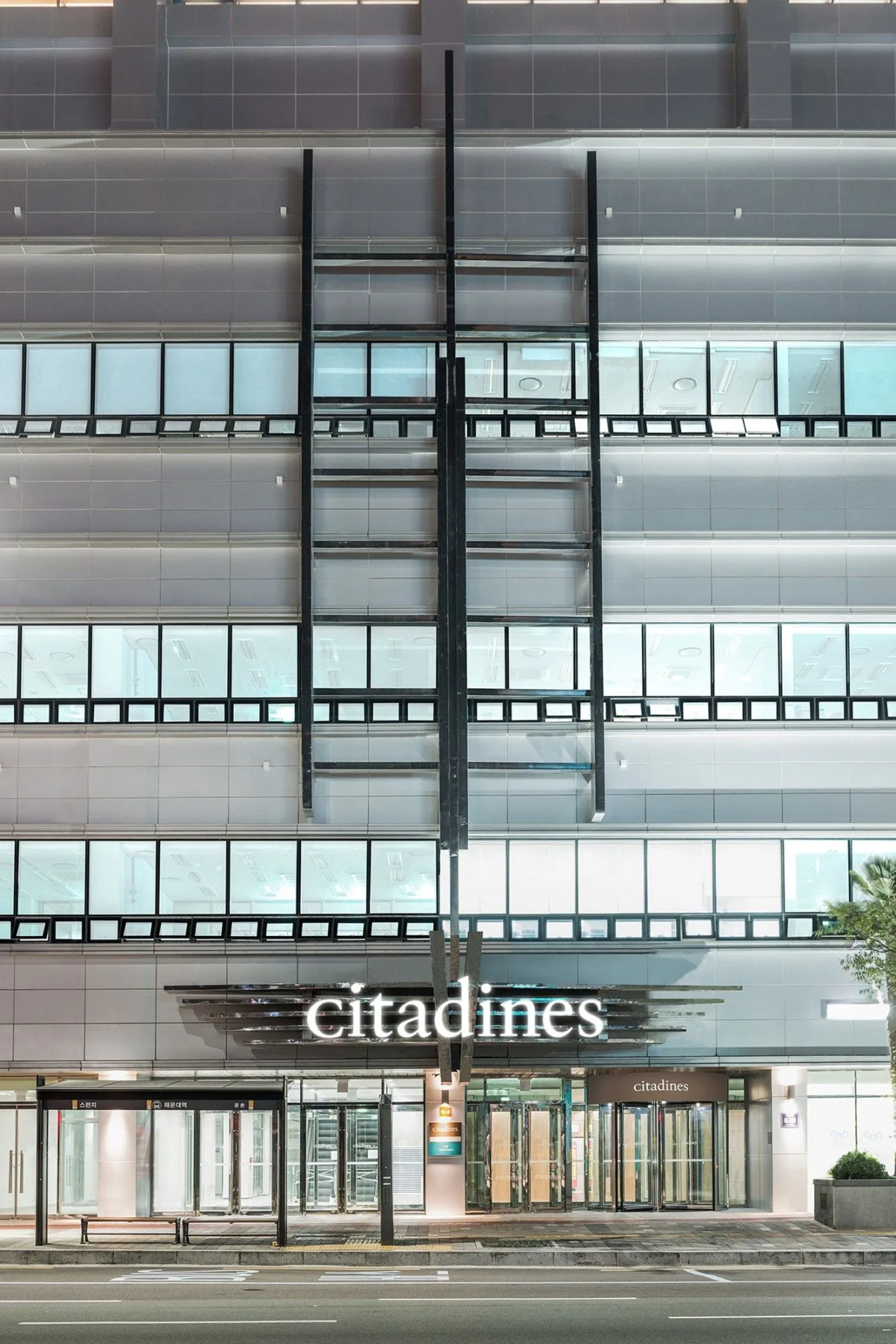 Felix by STX Hotel & Suite