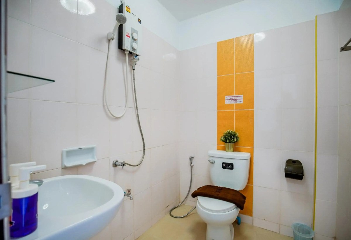 Khaleej Mass Hotel Patong