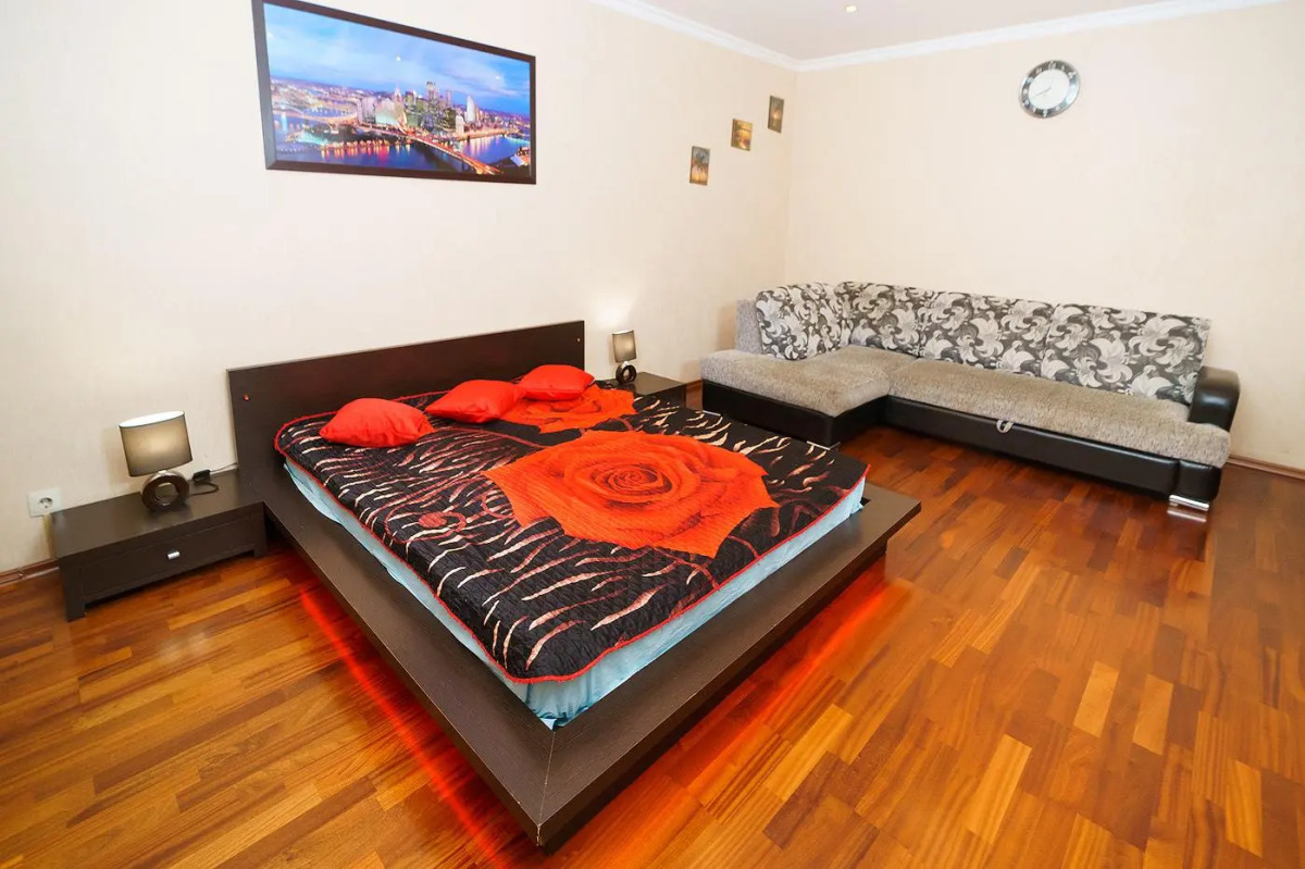 Йоларенда на Ленинском