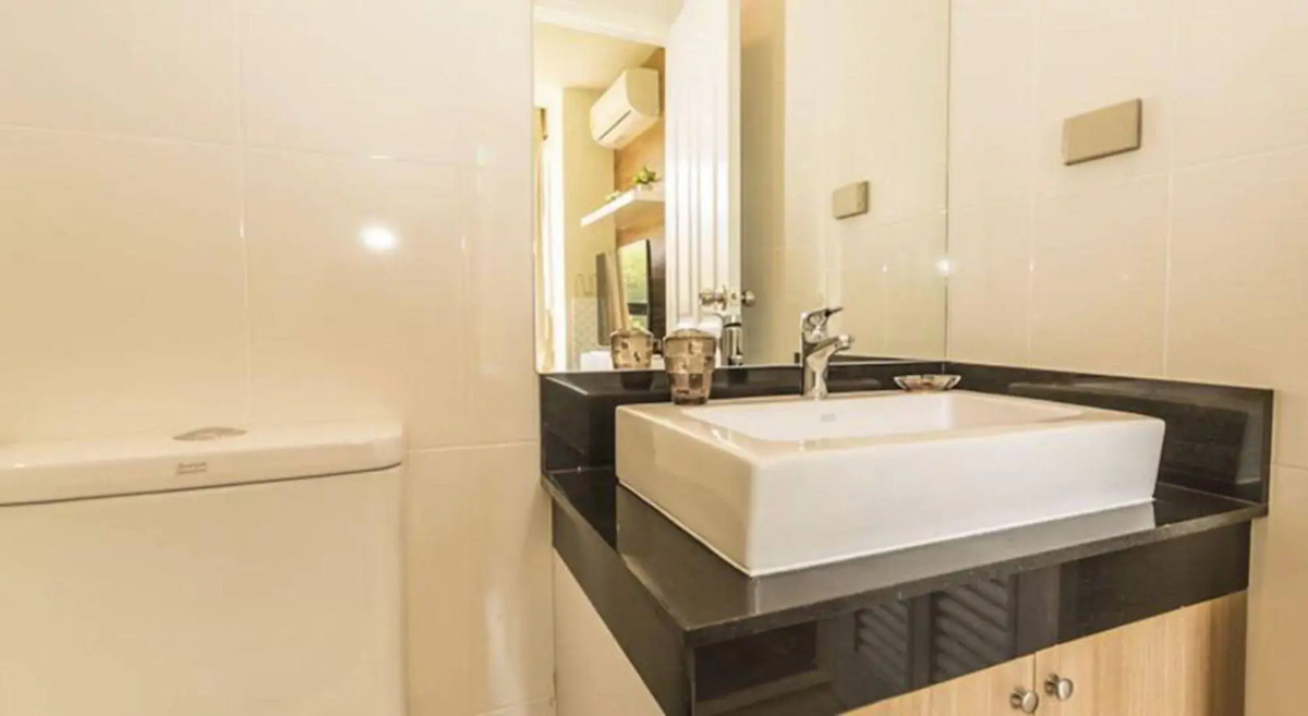 The Lago Apartments by Tropiclook