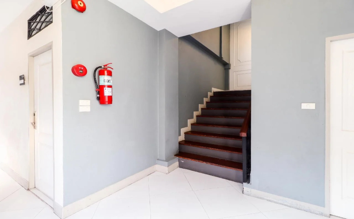 The Battery Park Midtown Boutique Hotel