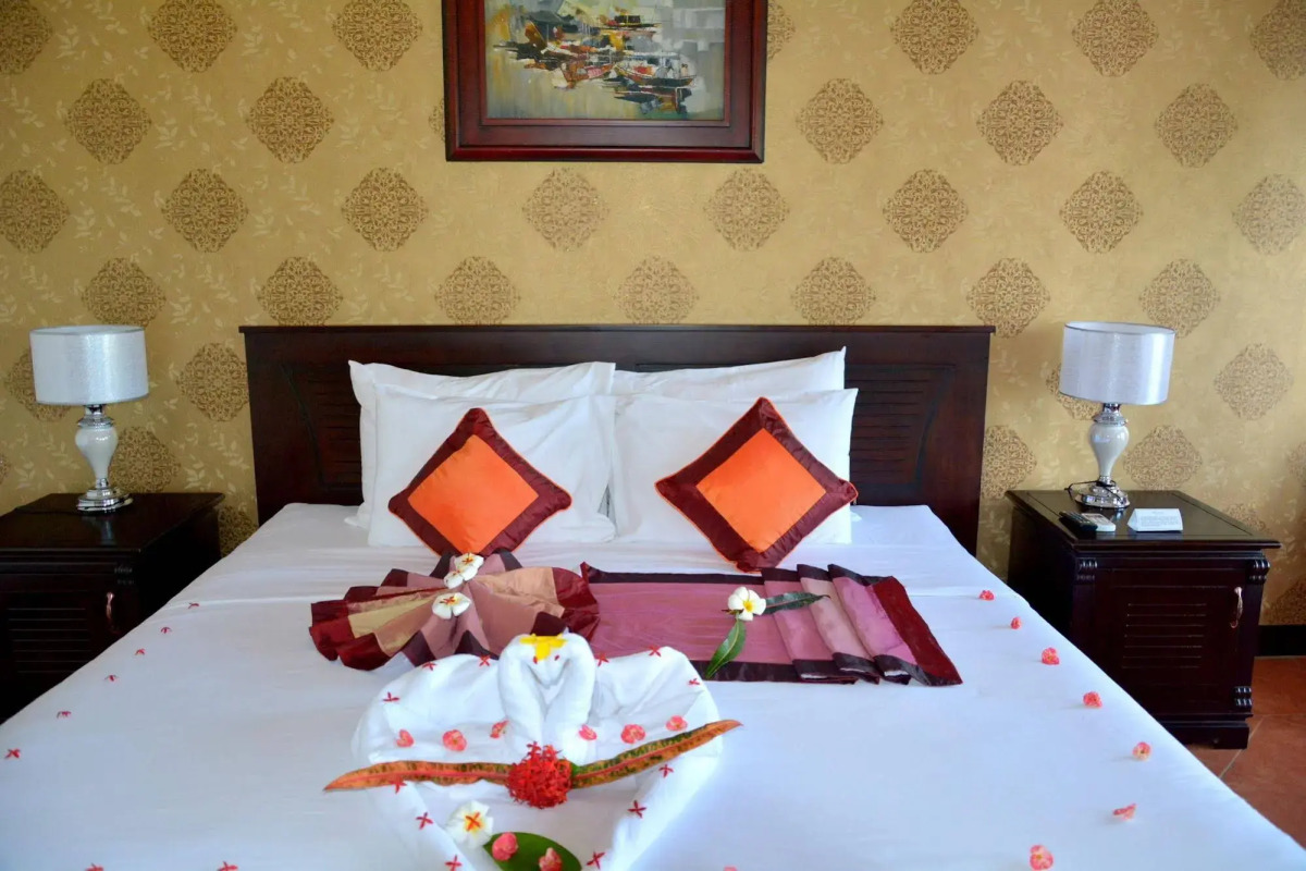 Sea Lion Beach Resort & Spa