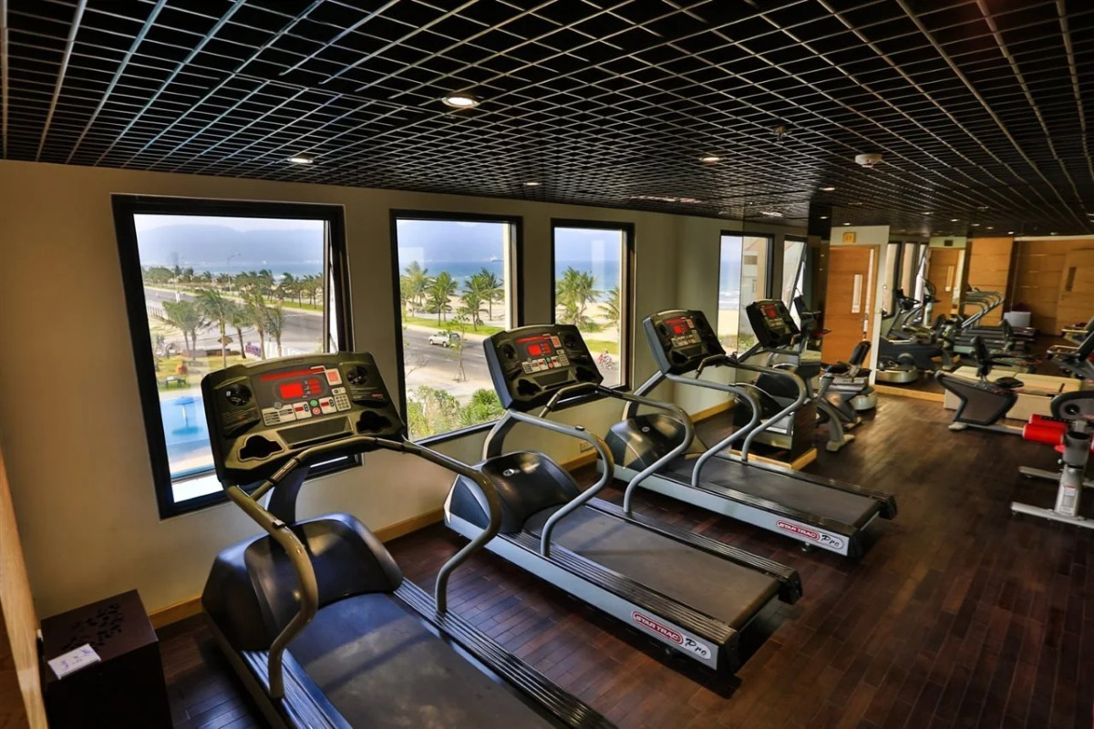 Holiday Beach Hotel Danang