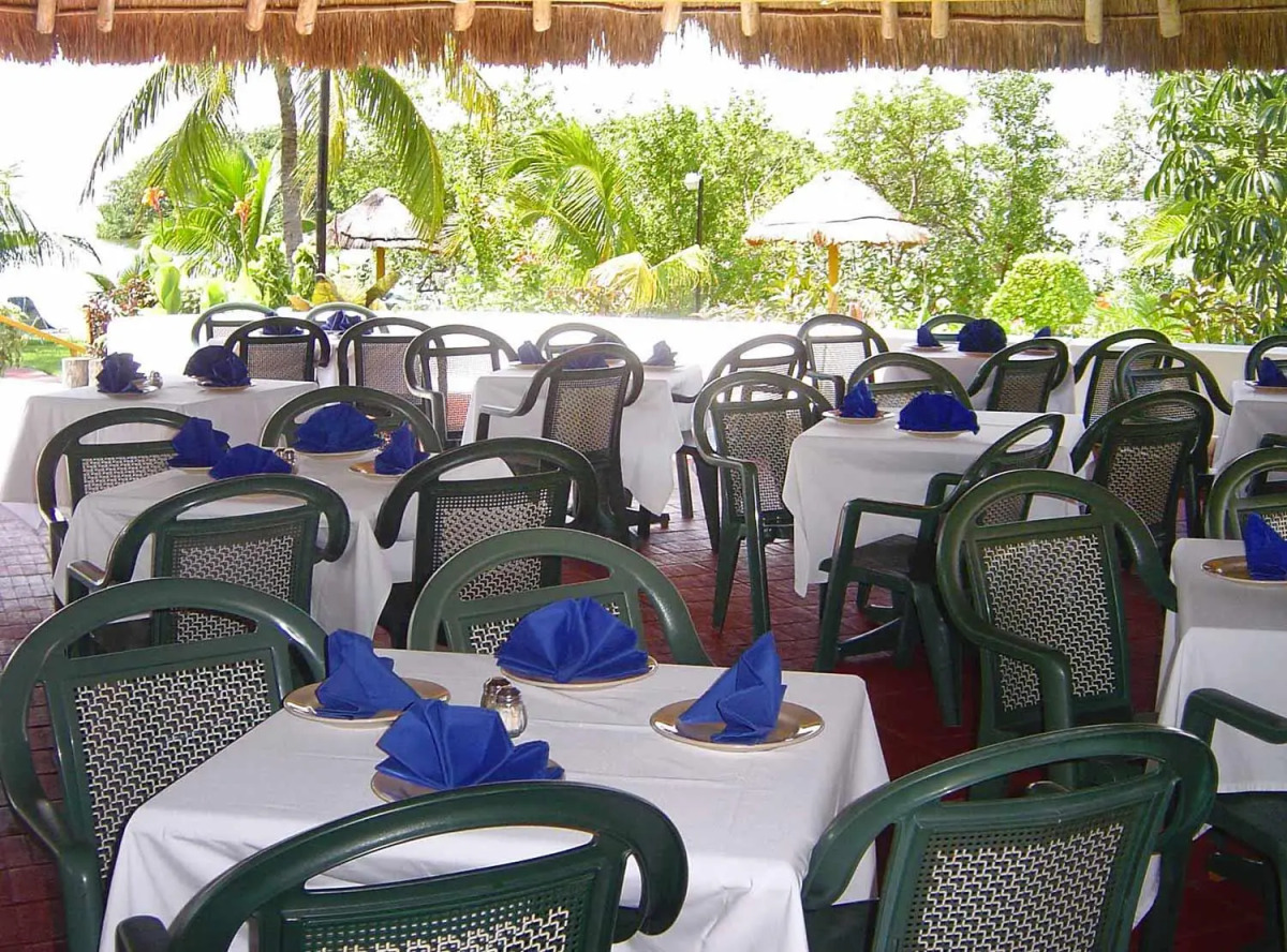 Отель Selina Cancun Laguna Hotel Zone