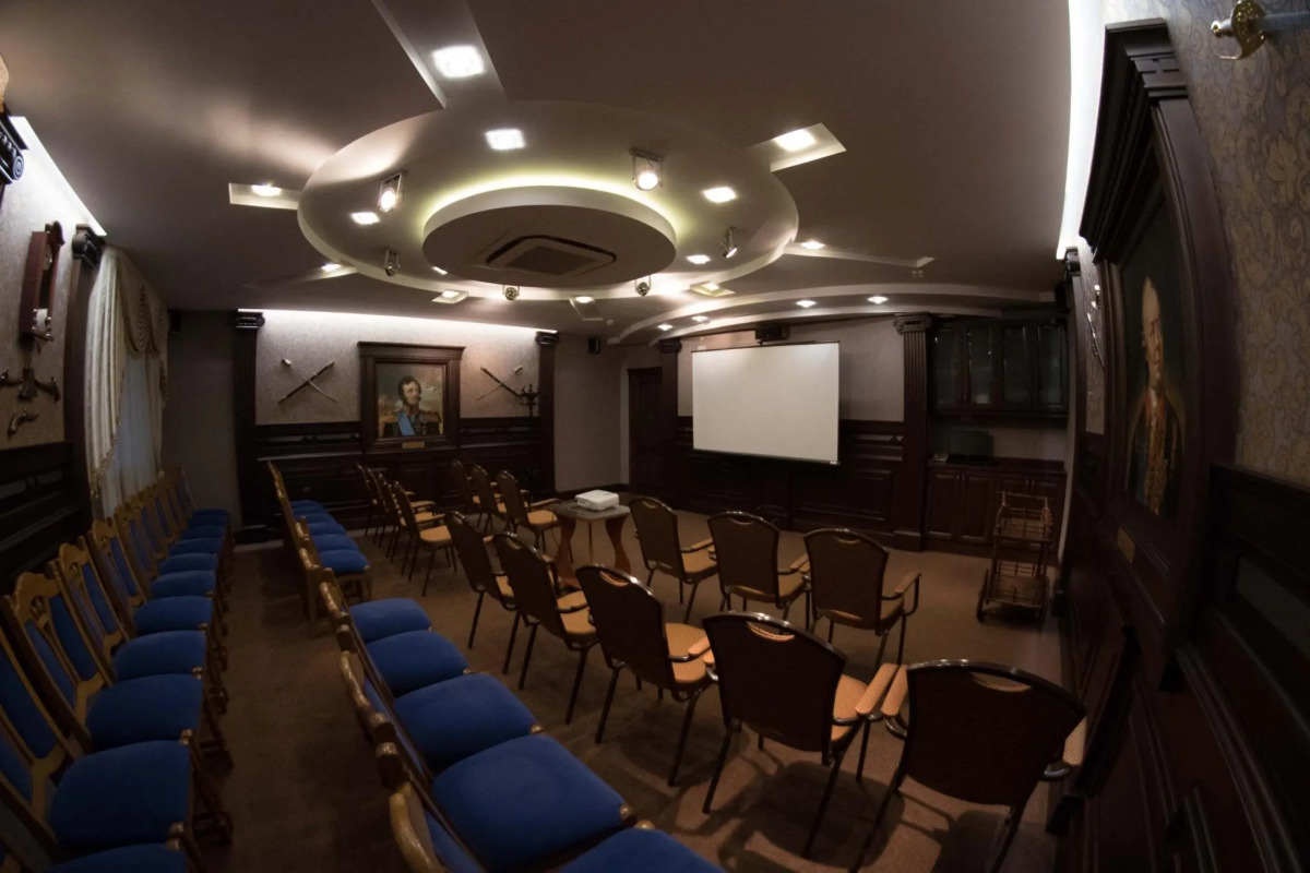 Замковый Парк-Отель