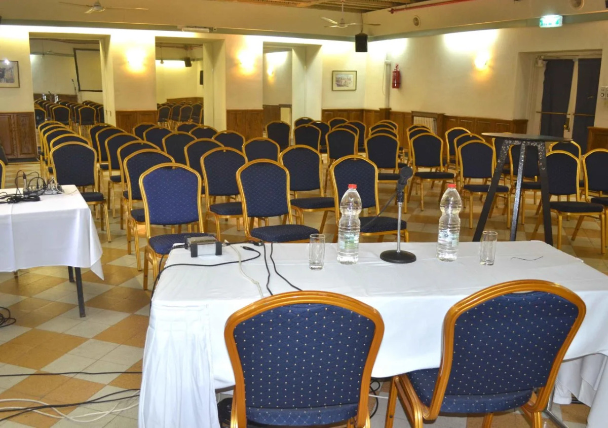 YMCA Three Arches Hotel