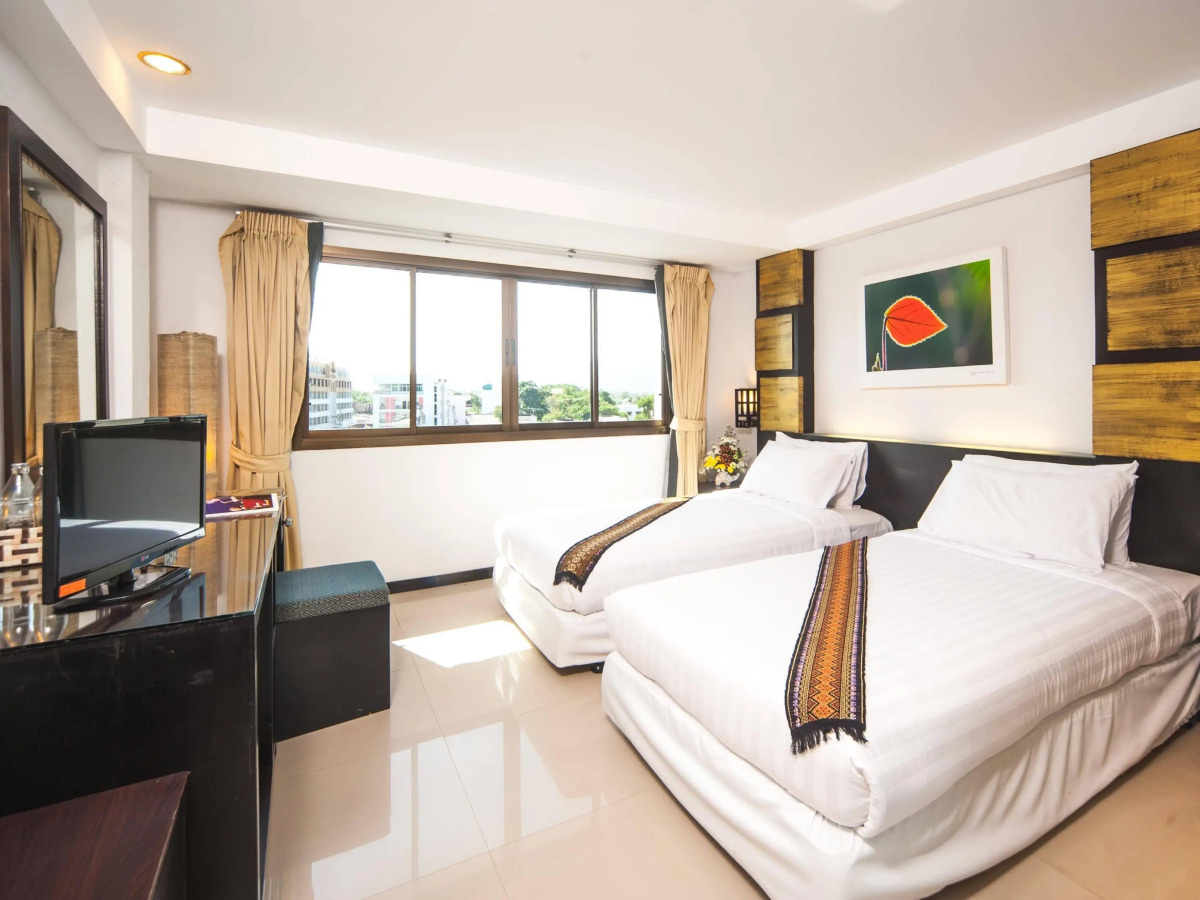 Crystal Inn Phuket