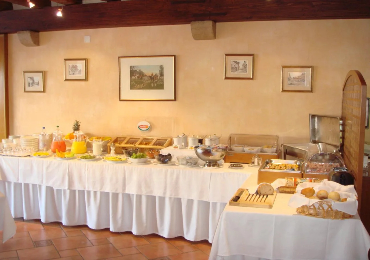 Отель Spring House