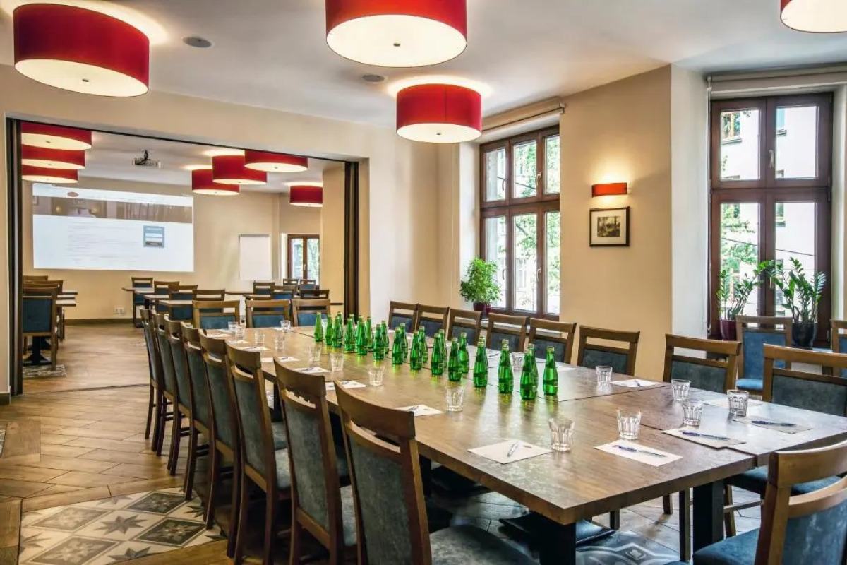 Hornigold w Zielonej Kamienicy