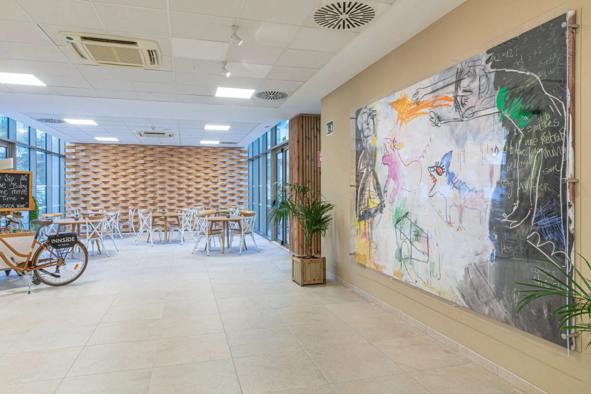 Отель Innside by Meliá Alcudia