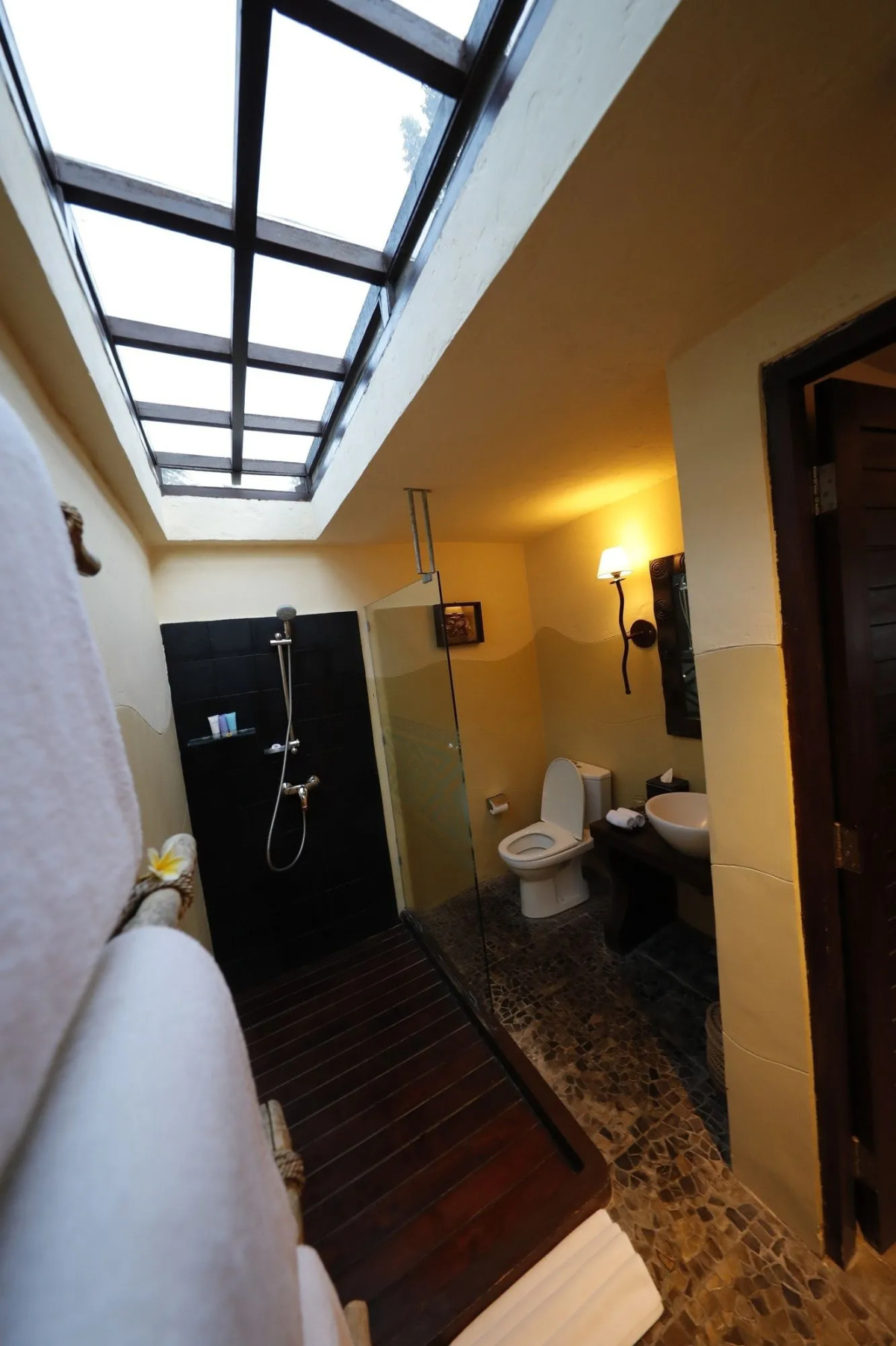 Mara River Safari Lodge