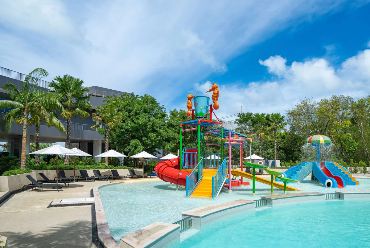 Отель Wyndham La Vita Rawai Phuket