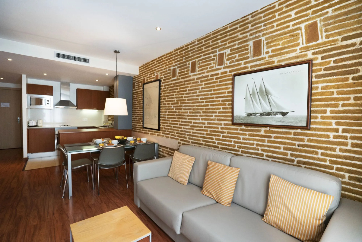 Serennia Cest Apartamentos Arc de Triomf