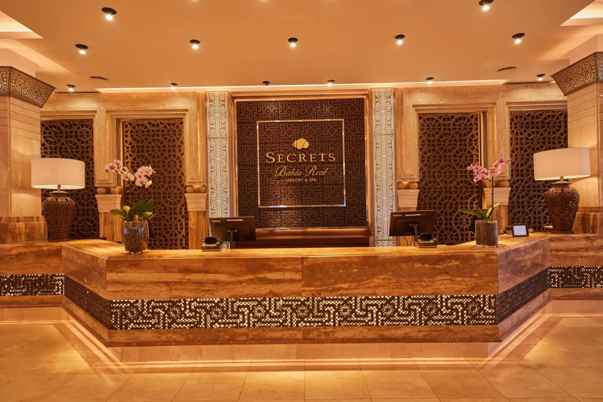 Gran Hotel Atlantis Bahia Real G.L.