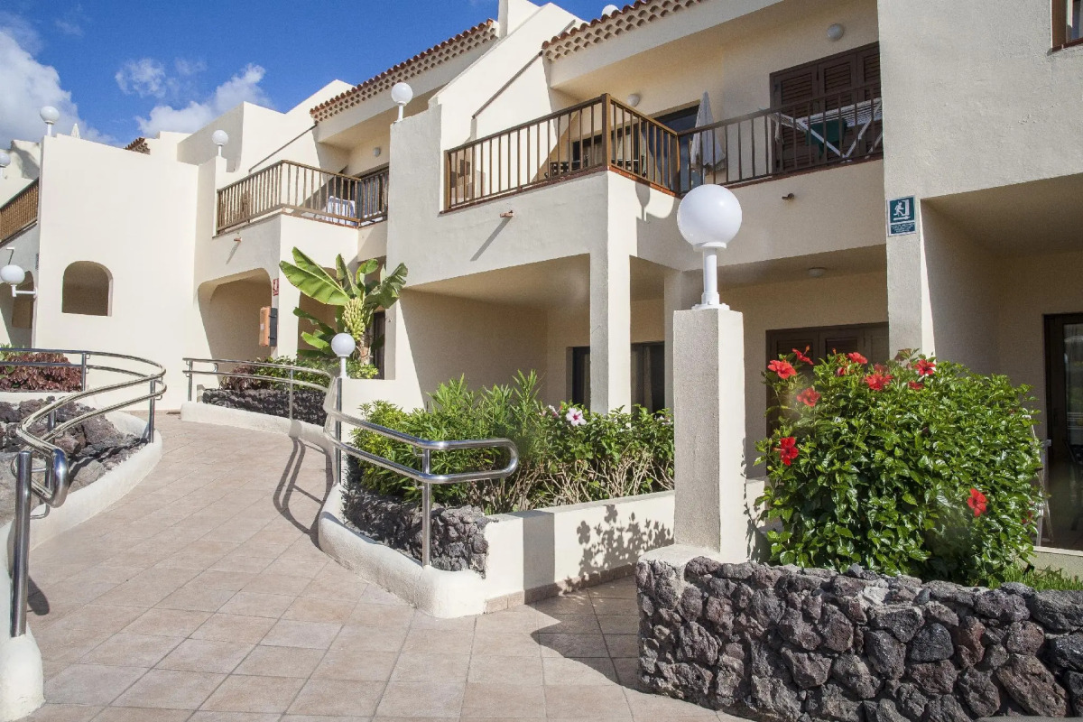 Royal Sunset Beach Club