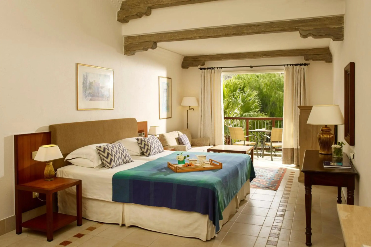 Columbia Beach Resort