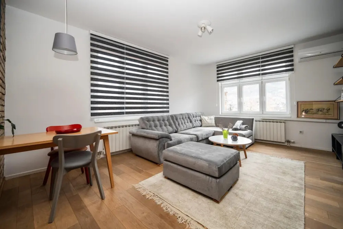 Design 1bdr Apartment With City View