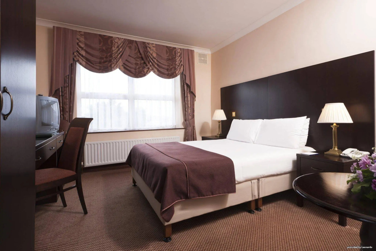 Sheldon Park Hotel and Leisure Club