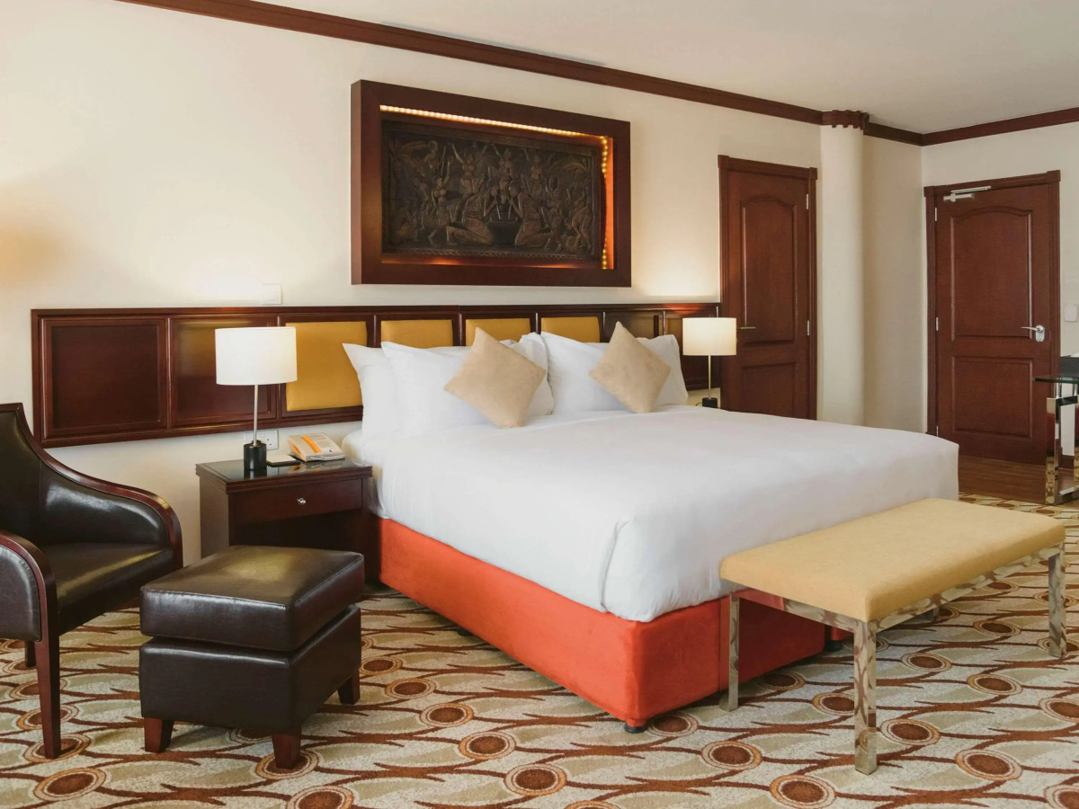 Отель Mövenpick Hotel & Residences Nairobi