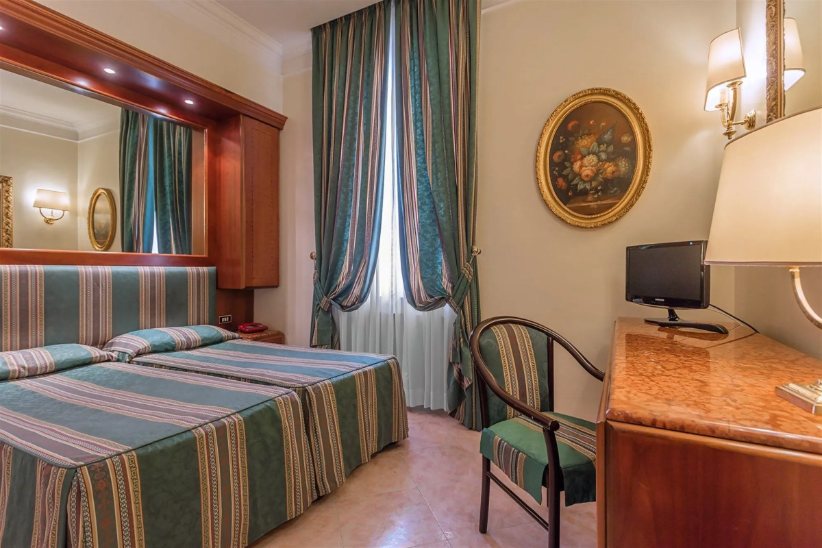Raeli Hotel Noto