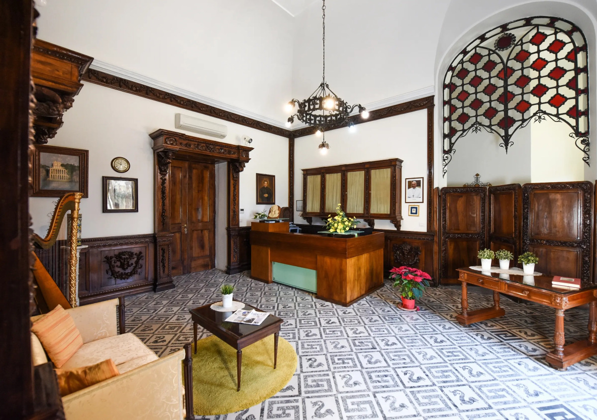 Villa Crawford - Religious Hospitality