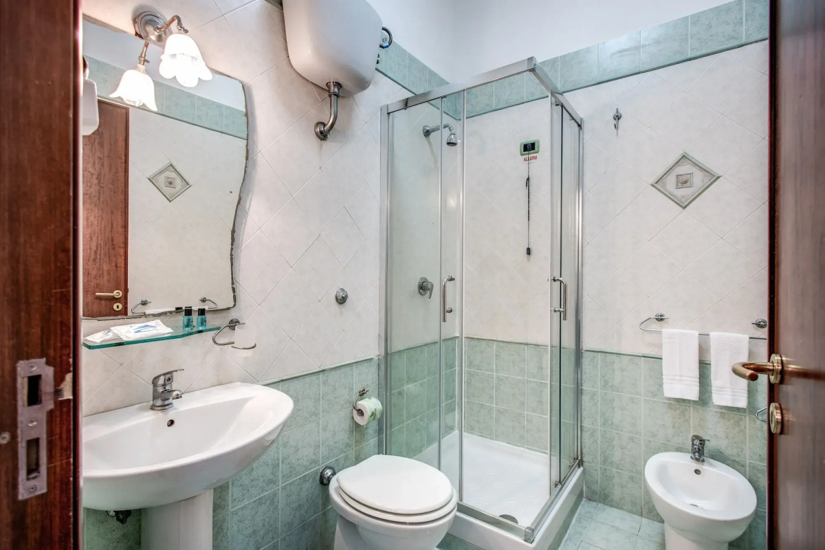 Отель Garibaldi