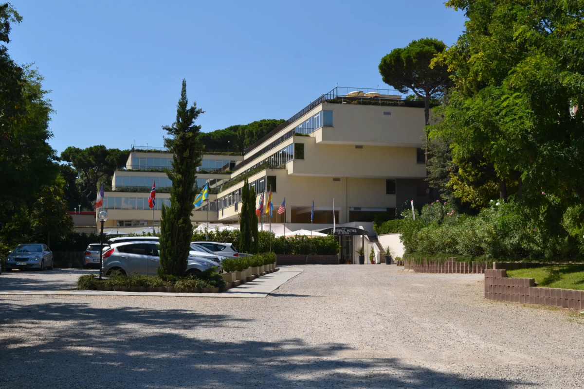 Cardinal Hotel St. Peter