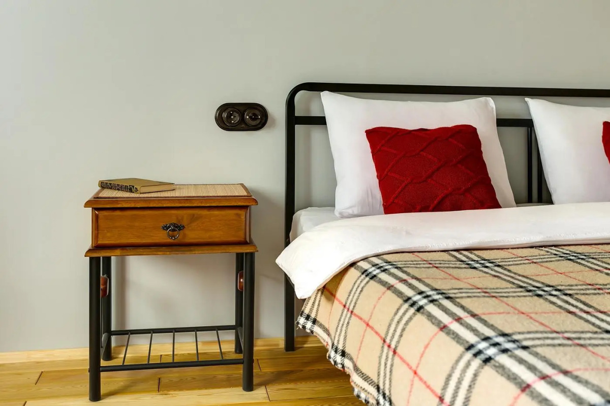 Smart Host (Смарт Хост) на набережной Космодамианская