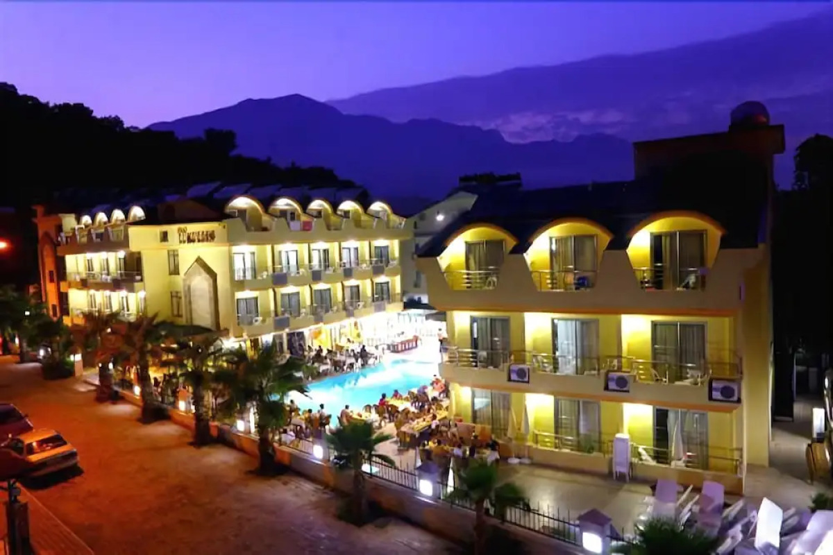 Grand Lukullus Hotel