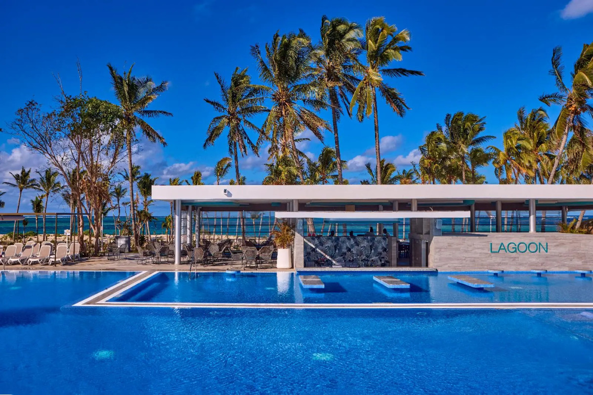 Отель Riu Turquoise