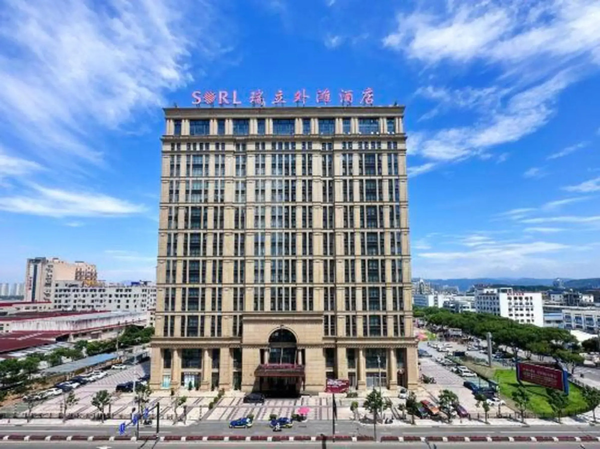 Ruili Bund Hotel