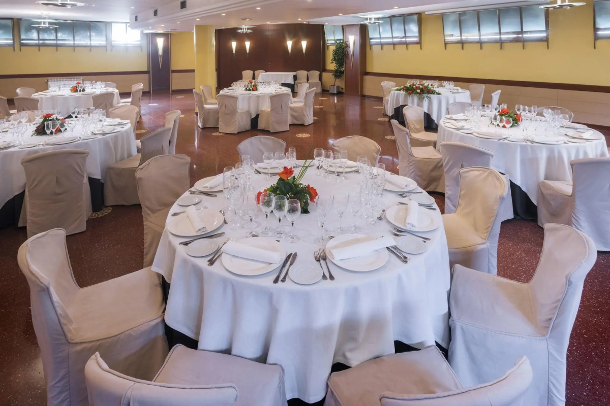 Отель Ciudad de Castelldefels