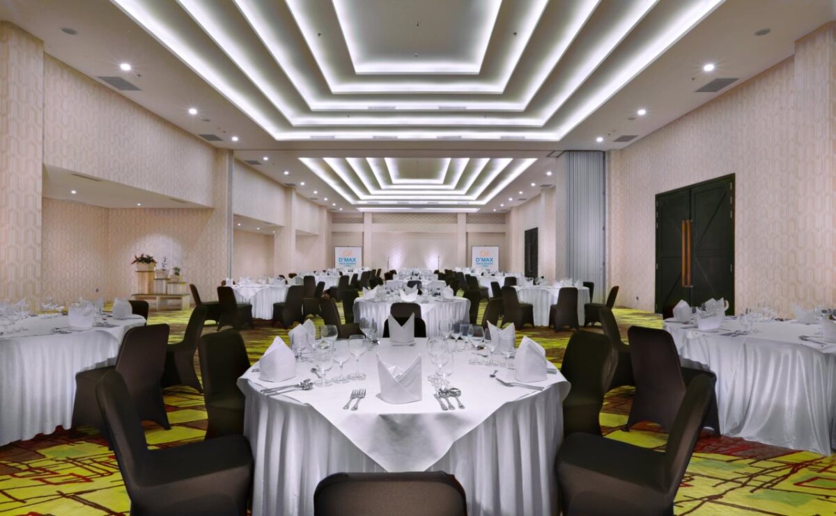 D'MAX Hotel & Convention Lombok