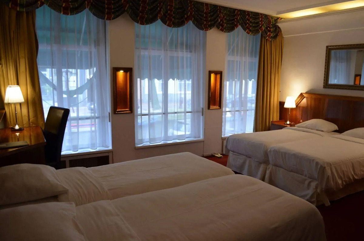 Rembrandtplein Hotel