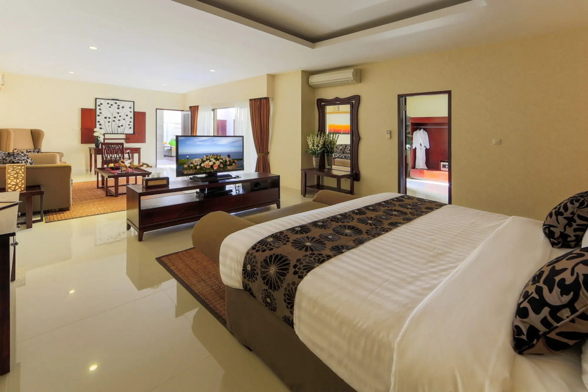 Flamingo Dewata Suite